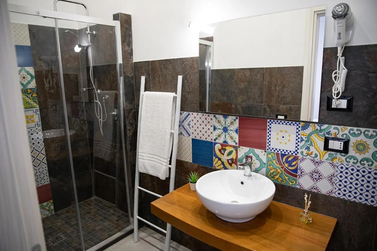 B&B Zio Luciano Avola Bed & Breakfast